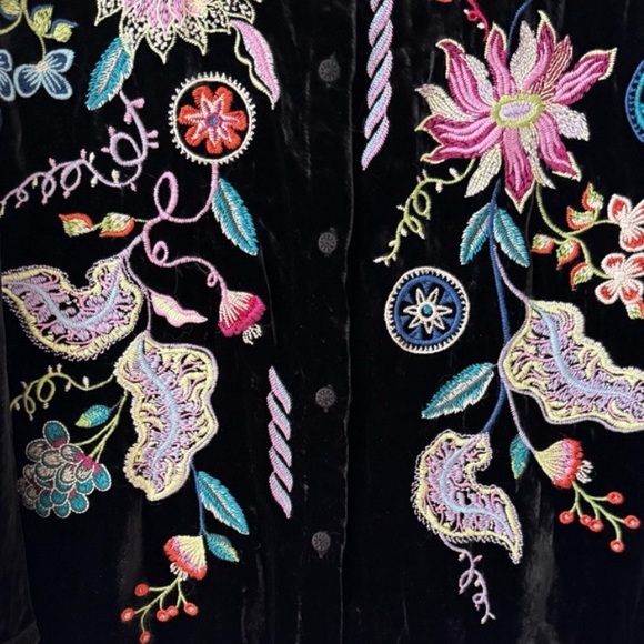 Johnny Was heavily embroidered Pacifica velvet blouse/jacket NWT - Picture 9 of 16